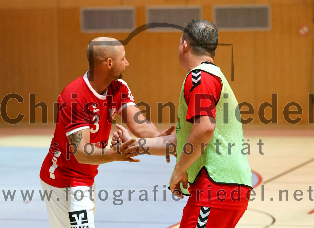 2022-10-01_003_SpVgg_Altenerding_II_gegen_TSV_Taufkirchen-Vils | Erding, Deutschland, 01.10.2022:
Handball, Bezirksklasse Männer 2022 / 2023, 1. Spieltag, SpVgg Altenerding II gegen TSV Taufkirchen/Vils, Endergebnis: 21:32

Pascal Demny (TSV Taufkirchen/Vils, #3)

Foto: Christian Riedel / fotografie-riedel.net