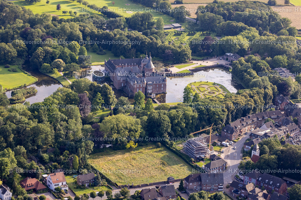 Luftbilder-Isselburg-9947 | Luftbilder Isselburg Stadt in Nordrhein Westfalen Burg Isselburg das Wasserschloss am Niederrhein - Realisiert mit Pictrs.com