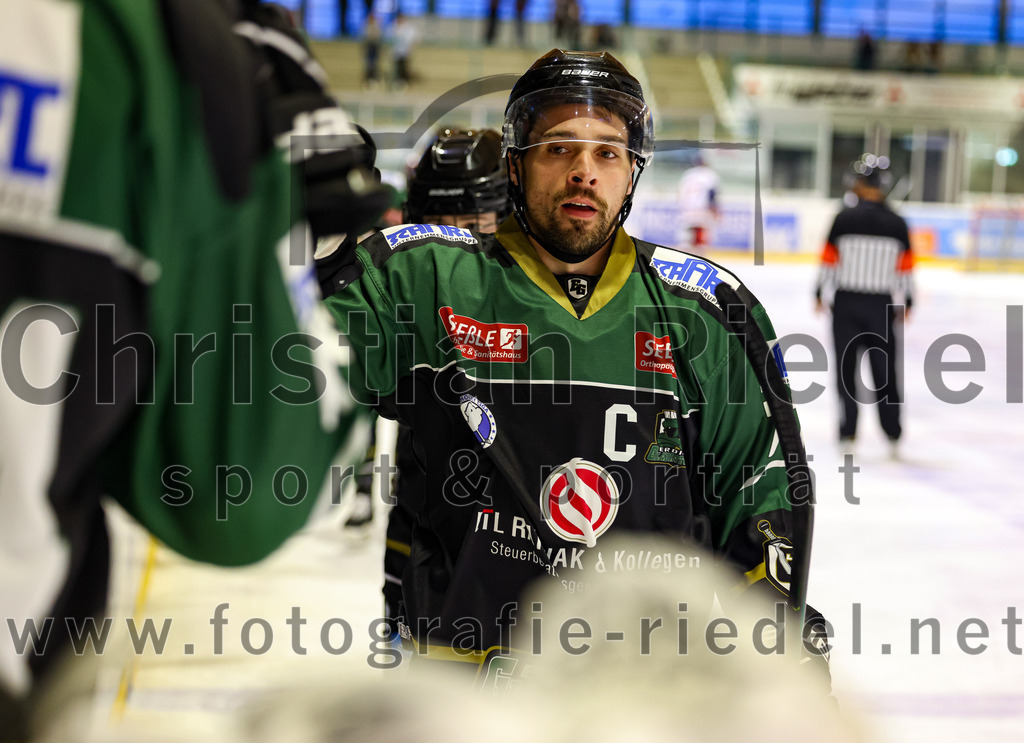 2022-10-23_024_TSV_Erding_gegen_ESC_Kempten | Erding, Deutschland, 23.10.2022:
Eishockey, Bayernliga 2022 / 2023, 7. Spieltag, TSV Erding gegen ESC Kempten, Endergebnis: 

Foto: Christian Riedel / fotografie-riedel.net