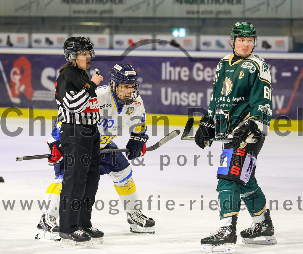 2026-01-09_068_TSV_Erding_gegen_Stuttgart_Rebels | Erding, Deutschland, 09.01.2026:Eishockey, Oberliga Süd 2025 / 2026, 35. Spieltag, TSV Erding gegen Stuttgart Rebels, Endergebnis: Dennis Miller (Erding Gladiators, #61)Foto: Christian Riedel / fotografie-riedel.net