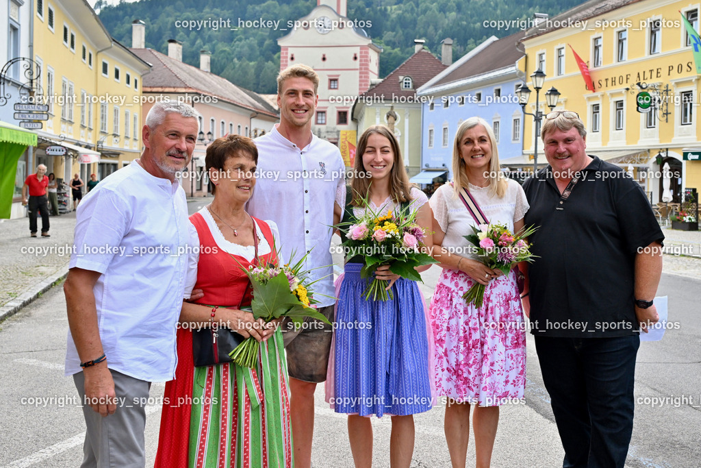 Empfang Heiko Gigler in Gmünd | Familie Gigler, Empfang Heiko Gigler in Gmünd, Empfang Heiko Gigler in Gmünd am 14.08.2024 in Gmünd (Hauptplatz Gmünd), Austria, (Photo by Bernd Stefan)