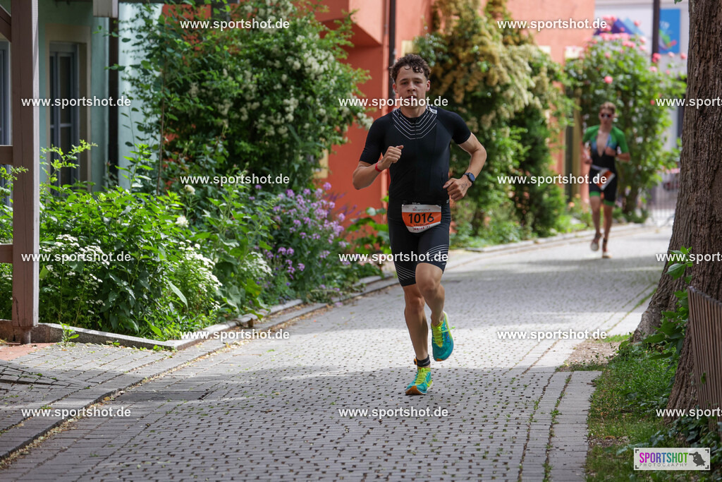 KSZ_3842 | Stadttriathlon Erding 2025. #yourpictrs #sportshot_your_pictrs @Sportshotphotography #stadttriathlonerding Copyright: www.sportshot.de