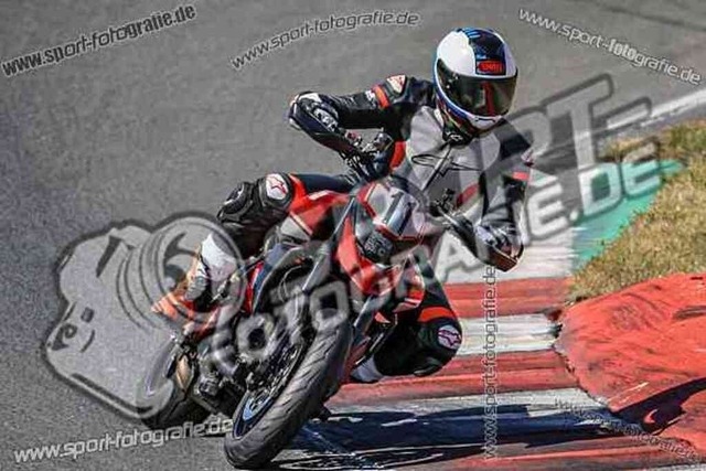 pubi4472 | Professionelle Fotos von Sportveranstaltungen, aber auch Hochzeiten und anderen Events. - Realisiert mit Pictrs.com