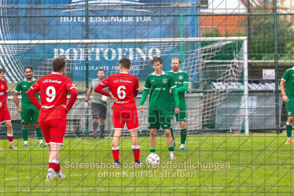 20261011_152407_0107_(c)_by_PhotoPeet | #,KSG Eislingen (grün) vs. 1.FC Donzdorf (rot), Fußball, Bezirksliga - Bezirk Neckar/Fils, 07. Spieltag, Saison 2026/2027, Rasensportplatz, Albstraße 69, 73054 Eislingen, 11.10.2026 - 15:00 Uhr,Foto: PhotoPeet / Sport- &amp; Eventfotografie / Peter Harich