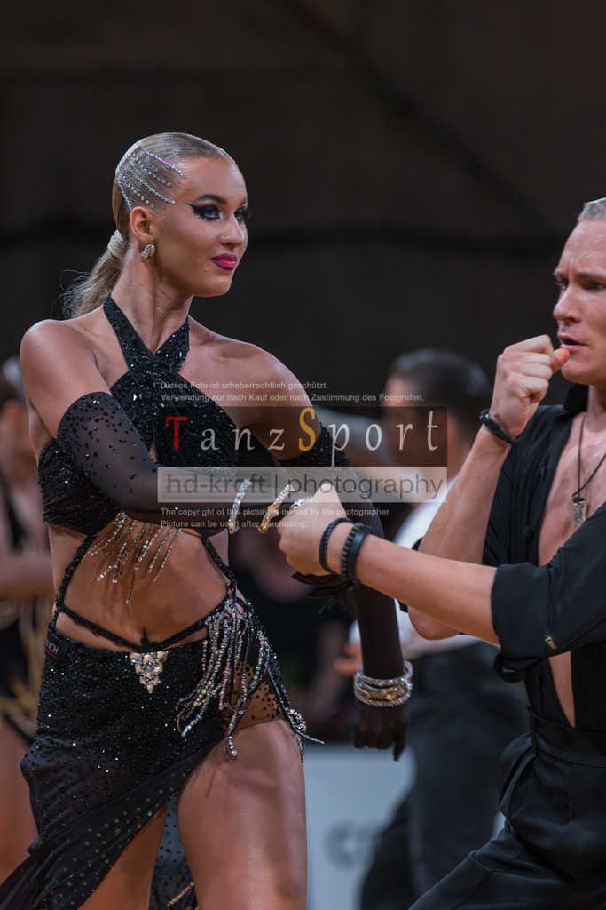 20250820_WDSF Open Lat Youth_2985 | Tanzsportbilder, Standardtanz, Lateintanz, WDSF, DTV, LTVB, dancecomp, goc, hessen tanzt, blaues band der spree, walzer, tango, wiener walzer, slowfox, quickstepp, samba, rumba, cha-cha-cha, paso doble. jive, hd-kroft photography, turniertanzsport
