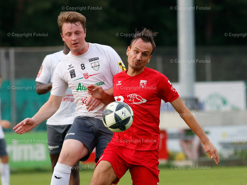 A_LUI_16082025_38 | SPORT,FUSSBALL,LT1 OOE LIGA ASKOE OEDT 1B-SPG ALGENMAX PREGARTEN 16.08.2025 IM BILD:LUKAS BRUNNMAYR  (OEDT 1B) UND ALEXANDER POEPPL (PREGARTEN) FOTO :FOTOLUI