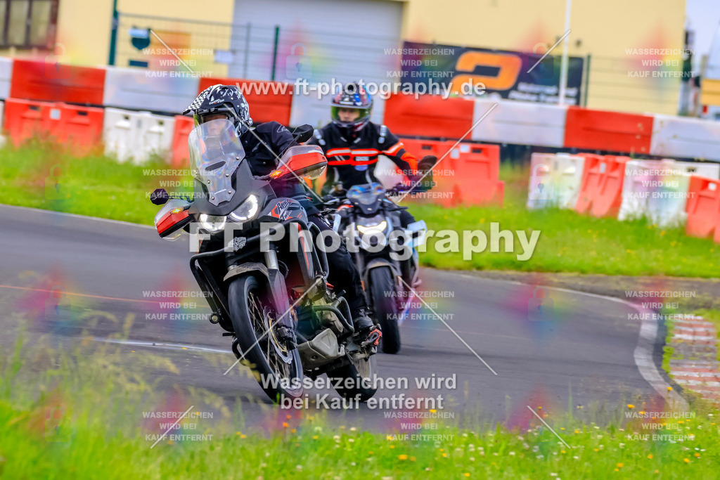 VBK-6661 | Hier findet Ihr Bilder von Touristenfahrten auf der Nürburgring Nordschleife oder von anderen Veranstaltungen die ich besucht habe. Viel Spass beim Durch Schauen 