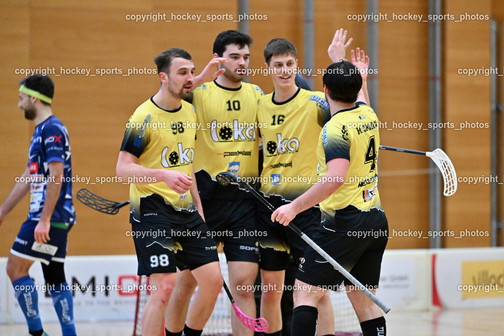 VSV Unihockey  vs. FBK Loka  | #16 Gal Šardi FBK Loka, #10 Luka Peklaj FBK Loka, Jubel FBK Loka Mannschaft, #98 Gašper Triler FBK Loka, #4 Maj Oman FBK Loka, VSV Unihockey  vs. FBK Loka , VSV Unihockey  vs. FBK Loka  am 25.01.2026 in Villach (Ballspielhalle St. Martin), Austria, (Photo by Bernd Stefan)