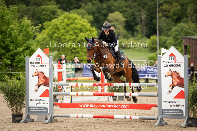 Bad_Meinberg_00975 | saradresslerfotografie - Realisiert mit Pictrs.com