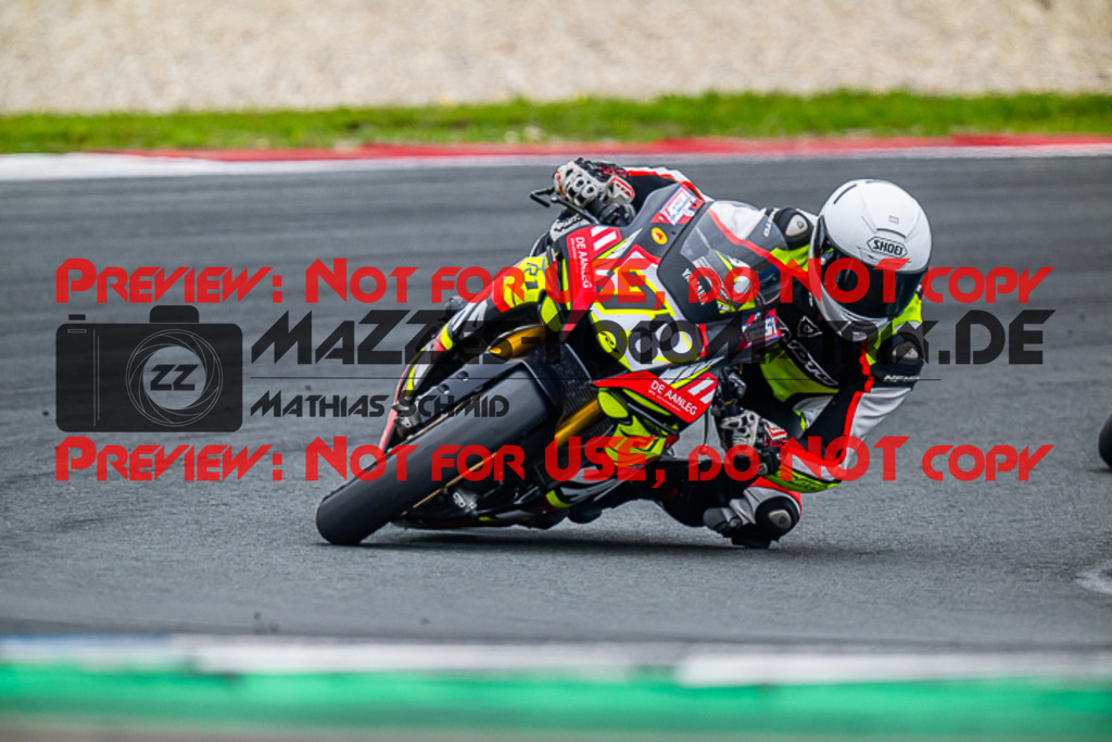 MaZZes_Fotomatrix_20230818_6007705_3507 | PRO SUPERSTOCK