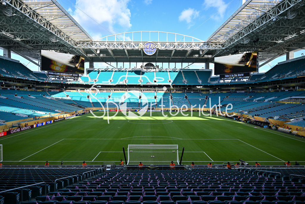 Inter Miami CF - Palmeiras Sao Paulo | Ein Blick in das Hard Rock Stadium von Miami - Florida / Symbolbild / Stadionfoto / Stadionbild / Stadion / Arena / FIFA Club World Cup: Inter Miami CF - Palmeiras Sao Paulo, Hard Rock Stadium am 23.06.2025 / NOT FOR SALE IN USA