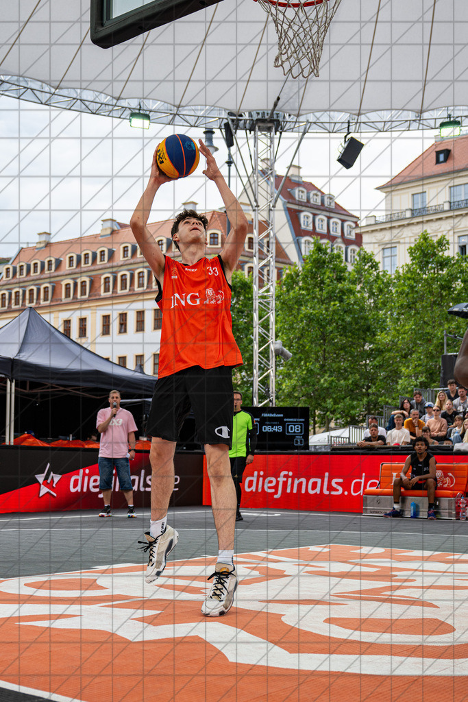 DIE FINALS 2025 | Dt. Meisterschaft 3x3   | //  03.08.25: DIE FINALS 2025 | Dt. Meisterschaft 3x3   / Dresden / Deutschland  //   CREDIT:www.bullenfotos.de, Martin König, Hörner Weg 40, D-49078 Osnabrück, +4917663732967 // Nutzung und Weitergabe nur zu den vereinbarten Zwecken. Presseanfragen an Ersteller. Alle Rechte beim Ersteller. Honorierung nach MFM. - Realisiert mit Pictrs.com