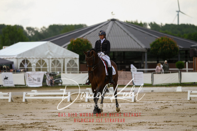 DKP40033 | Turniersportfotografie; Pferdefotografie; Dressurfotografie