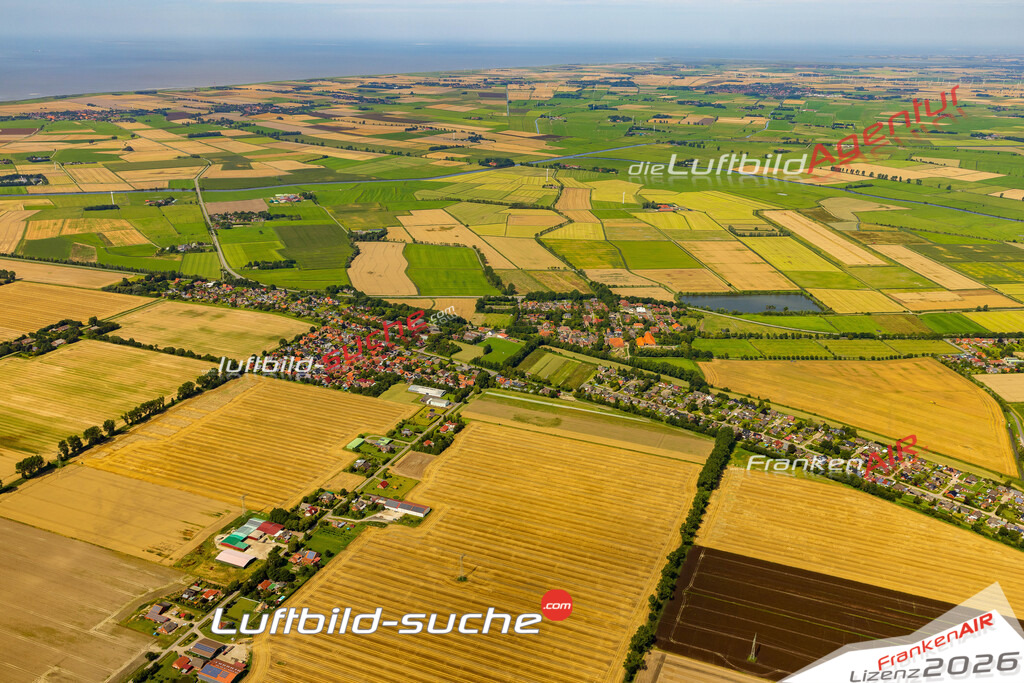 Wybelsum Emden Bild- Das Luftbild wurde 2025 vom UL-Flugzeug heraus erstellt ( keine Drohne bzw. Drohnenaufnahme ) - Hochauflösende Luftaufnahme -Nicht vergleichbar mit Google Maps oder Satelittenbilder- Die Geschenkidee !Mit Lizenz und Bildrechte bestellbar - CC