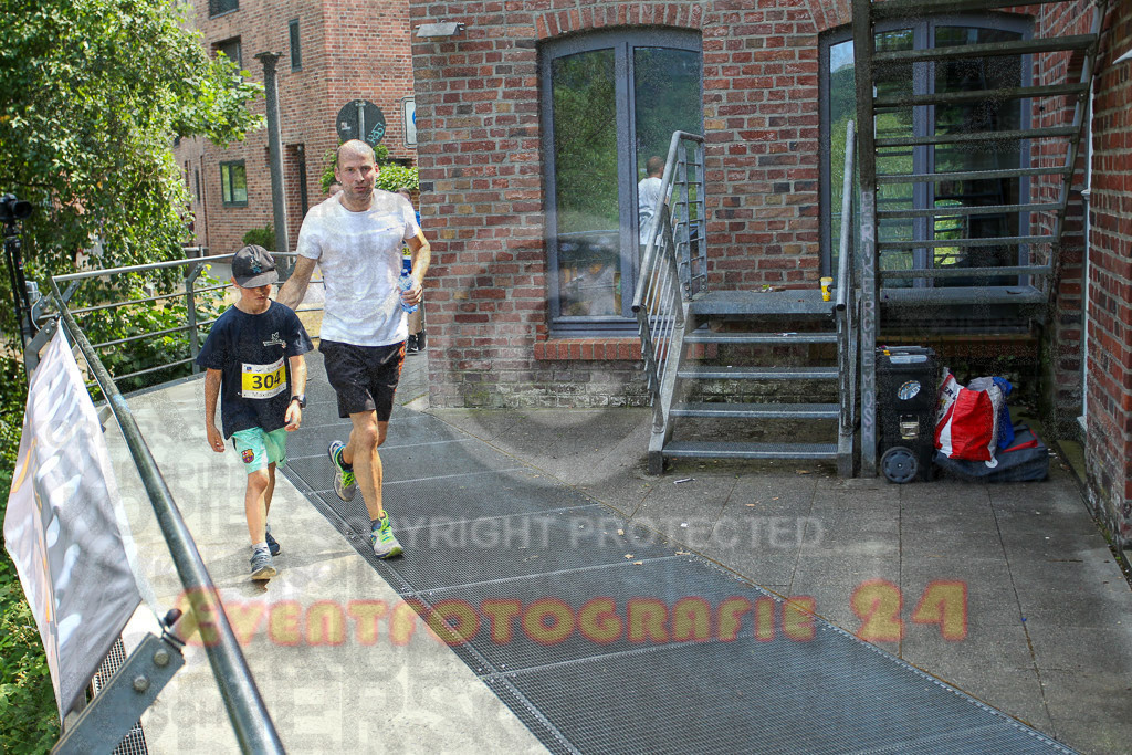 230624_1522_EV3_4927 | Sportfotografie im Rhein-Sieg Kreis, Köln, Bonn, NRW, Rheinland Pfalz, Hessen, etc. Unser Tätigkeitsfeld umfasst den Laufsport vom Volkslauf über den Marathon, Duathlon, Triathon bis zum Ultralauf wie Kölnpfad Ultra oder Schindertrail.