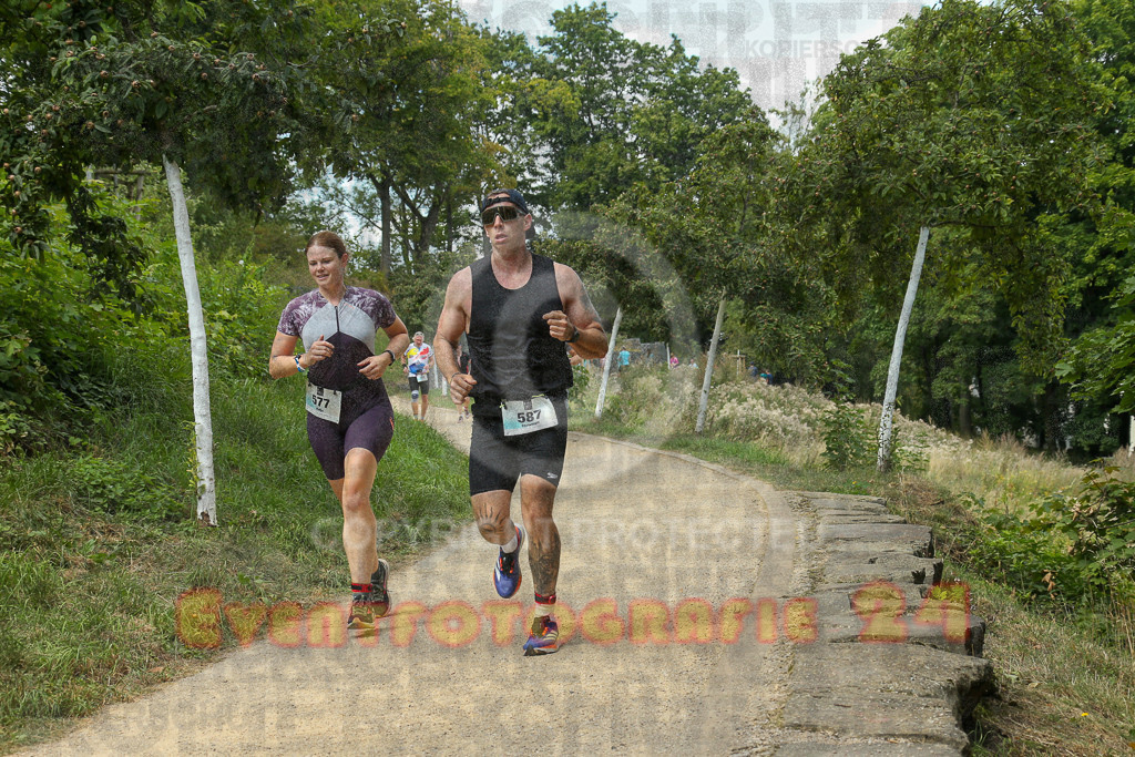 250824_1415_EX1_5554 | Sportfotografie im Rhein-Sieg Kreis, Köln, Bonn, NRW, Rheinland Pfalz, Hessen, etc. Unser Tätigkeitsfeld umfasst den Laufsport vom Volkslauf über den Marathon, Duathlon, Triathon bis zum Ultralauf wie Kölnpfad Ultra oder Schindertrail.
