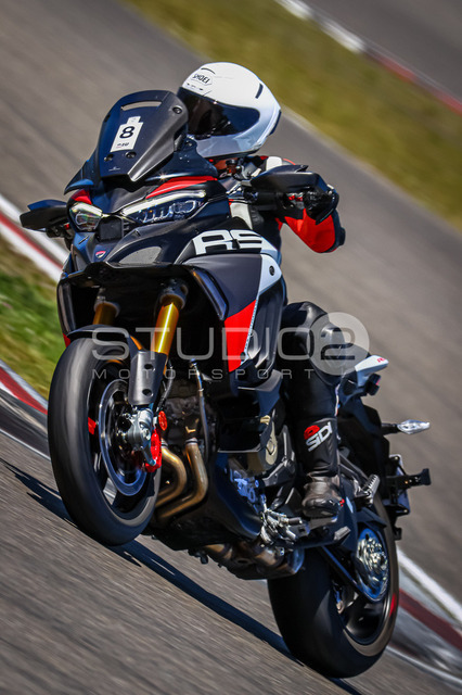 0008-260526NBR-010_8 | Deine Full-Service-Agentur für ✔️Videoproduktionen und ✔️Motorsportfotografie Jetzt Angebot anfragen!