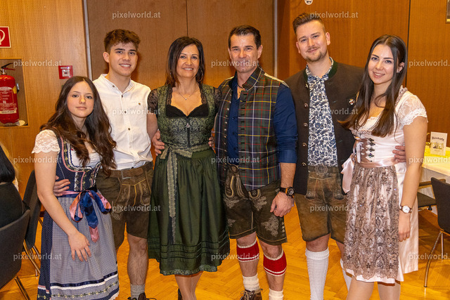 Feldkirchner Bezirksbauernball 2024 | Bildershop von pixelworld.at - Realisiert mit Pictrs.com