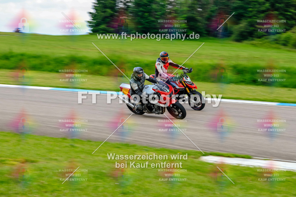 MotoTeam-9509 | Hier findet Ihr Bilder von Touristenfahrten auf der Nürburgring Nordschleife oder von anderen Veranstaltungen die ich besucht habe. Viel Spass beim Durch Schauen 