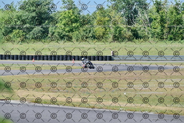 25bt04-0209 | markuskiefer.com - Realisiert mit Pictrs.com