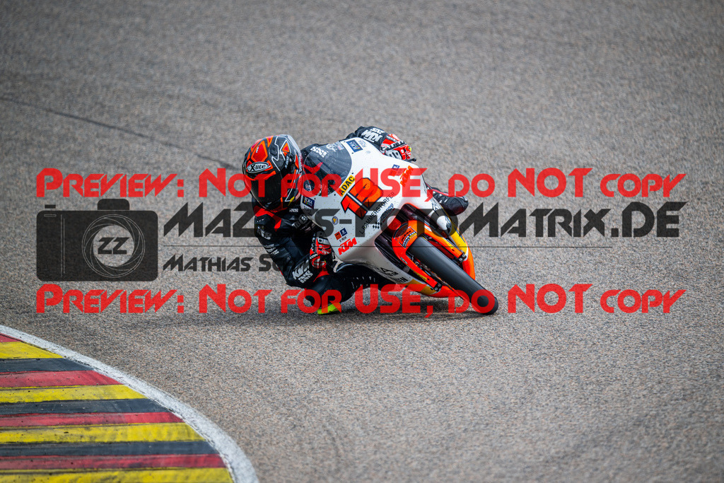 MaZZes_FotoMatrix_240504_6007705_4349 | KTM
