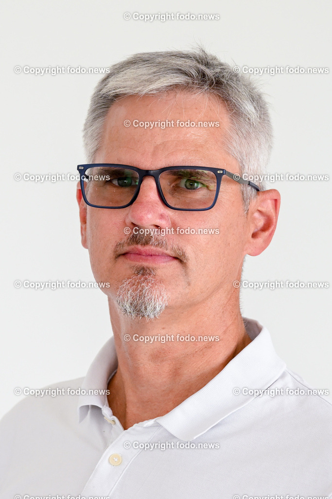 Linz AG_ Wasserrettung Pichlingersee_ 12.09.2023-17 | 12.09.2023, Linz Pichling, AUT, Linz AG, Eroeffnung des neuen Gebaeude der Wasserrettung, im Bild Roland Hess (Bereichsleiter Baeder, Linz AG)