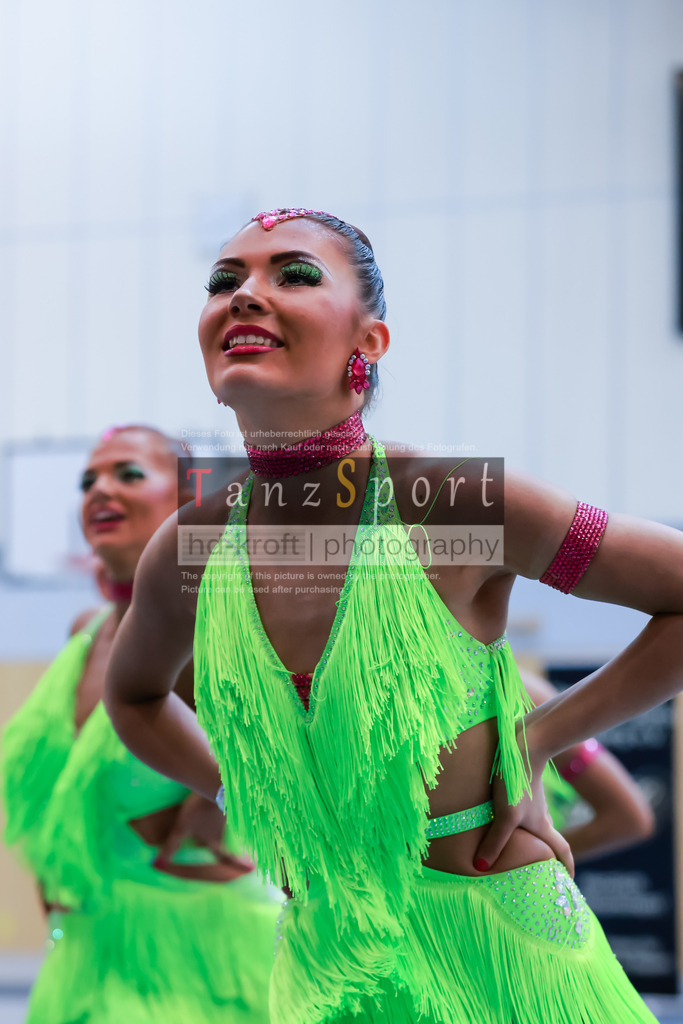 20260307_Solo-Forma_BL2_Nbg09404 | Tanzsportbilder, Standardtanz, Lateintanz, WDSF, DTV, LTVB, dancecomp, goc, hessen tanzt, blaues band der spree, walzer, tango, wiener walzer, slowfox, quickstepp, samba, rumba, cha-cha-cha, paso doble. jive, hd-kroft photography, turniertanzsport