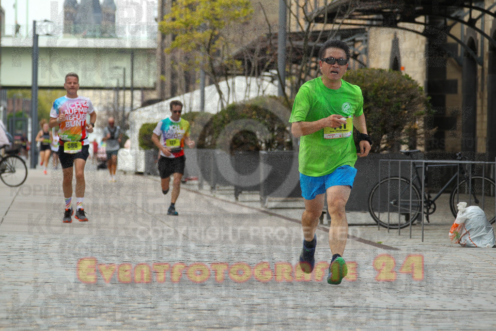 250920_1516_EV4_8336 | Sportfotografie im Rhein-Sieg Kreis, Köln, Bonn, NRW, Rheinland Pfalz, Hessen, etc. Unser Tätigkeitsfeld umfasst den Laufsport vom Volkslauf über den Marathon, Duathlon, Triathon bis zum Ultralauf wie Kölnpfad Ultra oder Schindertrail.