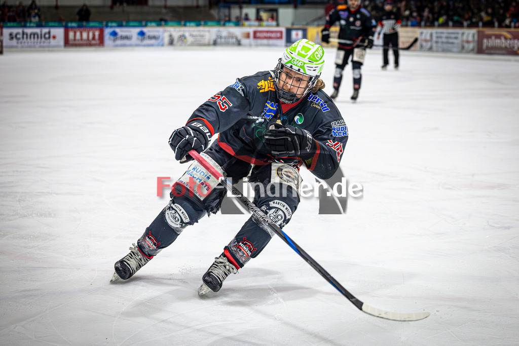 Peißenberg MINERS gegen VfE Ulm/Neu-Ulm DEVILS | Eishockey Bayernliga 2025/26 Vorrunde 24. Spieltag, Peißenberg MINERS gegen VfE Ulm/Neu-Ulm DEVILS, 20260104,Moritz BIRKNER (MINERS 95) in Aktion,2026-01-04 in Peißenberg (flatbuy Arena Peißenberg), Moritz BIRKNER (MINERS 95)Copyright: WolfgangxLindner www.foto-lindner.de