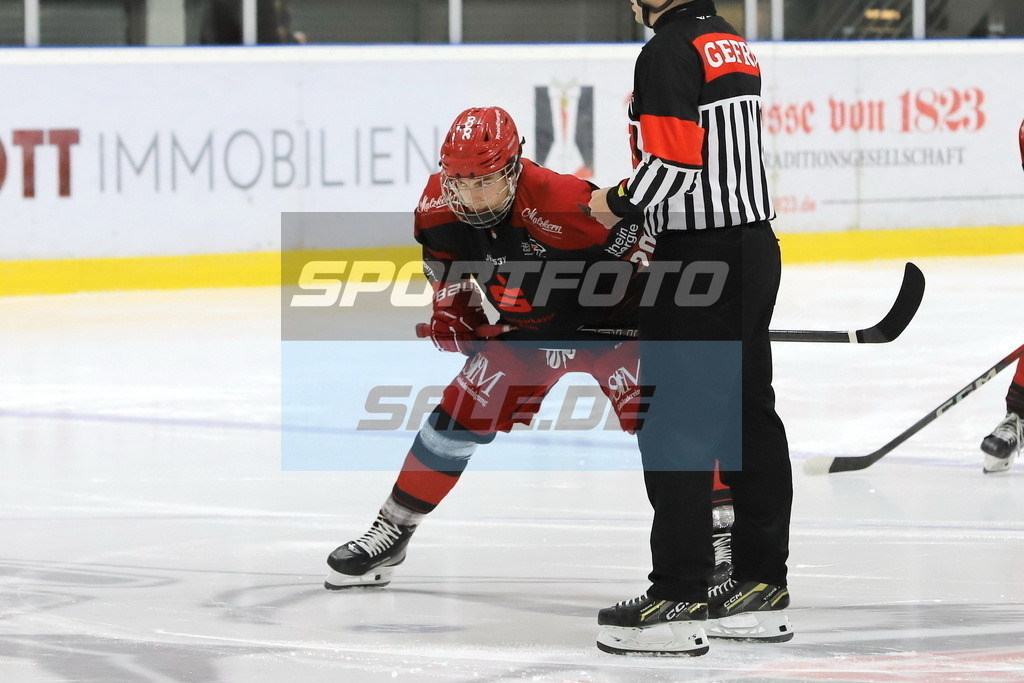 Max Ziergiebel KEC | Max Ziergiebel KEC - Realisiert mit Pictrs.com