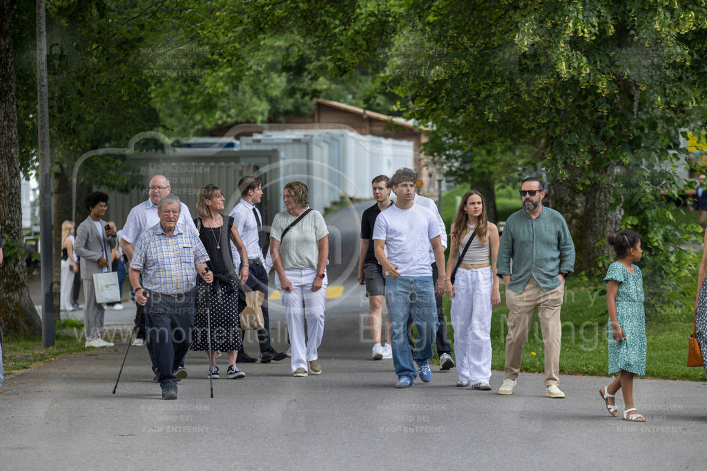 FeusiDiplomfeier_R6OO2793 | Brigitte Münger / bmsportphotography - Realisiert mit Pictrs.com