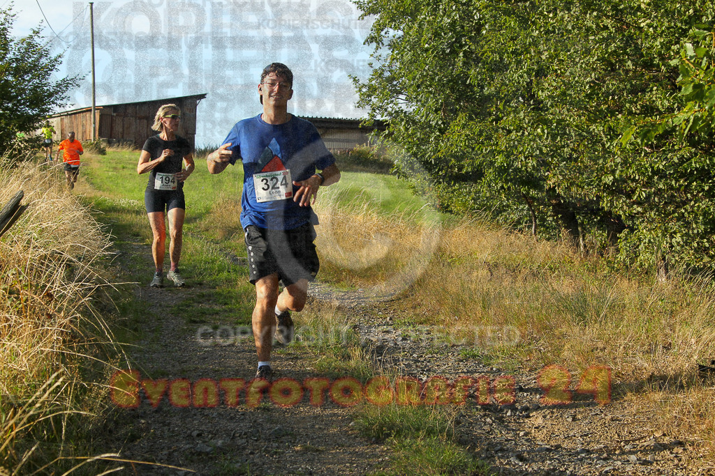 250801_1915_EV4_8372 | Sportfotografie im Rhein-Sieg Kreis, Köln, Bonn, NRW, Rheinland Pfalz, Hessen, etc. Unser Tätigkeitsfeld umfasst den Laufsport vom Volkslauf über den Marathon, Duathlon, Triathon bis zum Ultralauf wie Kölnpfad Ultra oder Schindertrail.