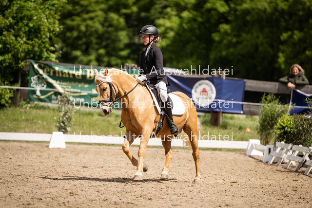 Bad_Meinberg_05063 | saradresslerfotografie - Realisiert mit Pictrs.com