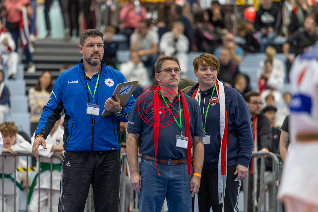 Internationaler Adler Cup 2024 | Foto vom Internationalen Adler Cup Judo Turnier im Sport- und Freizeitzentrum Kalbach im Oktober 2024 - Realisiert mit Pictrs.com