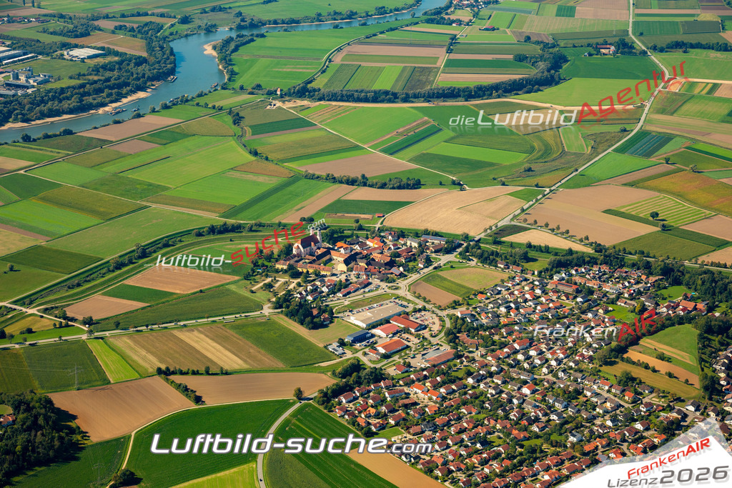 Das Luftbild zeigt : Furth Bogen - Die Luftaufnahme wurde 2023 vom UL-Flugzeug aus erstellt ( keine Drohne ) - Hochauflösende Luftaufnahme - Für grossformatige Ausdrucke geeignet. Die Geschenkidee !Mit Lizenz und Bildrechte bestellbar