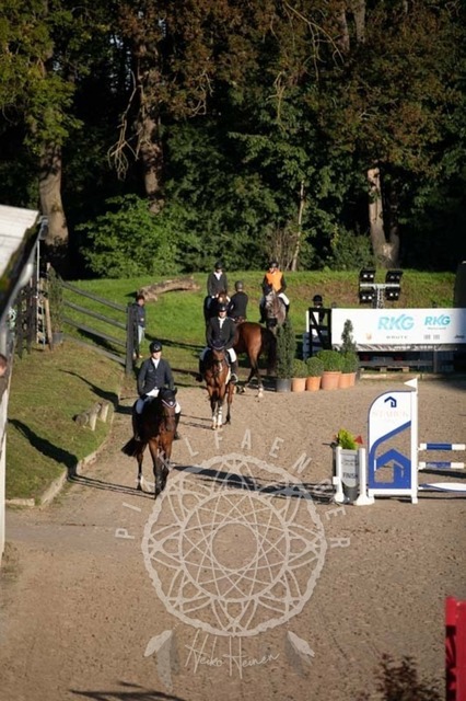 2B4A0042 | pixelfaenger - Realisiert mit Pictrs.com