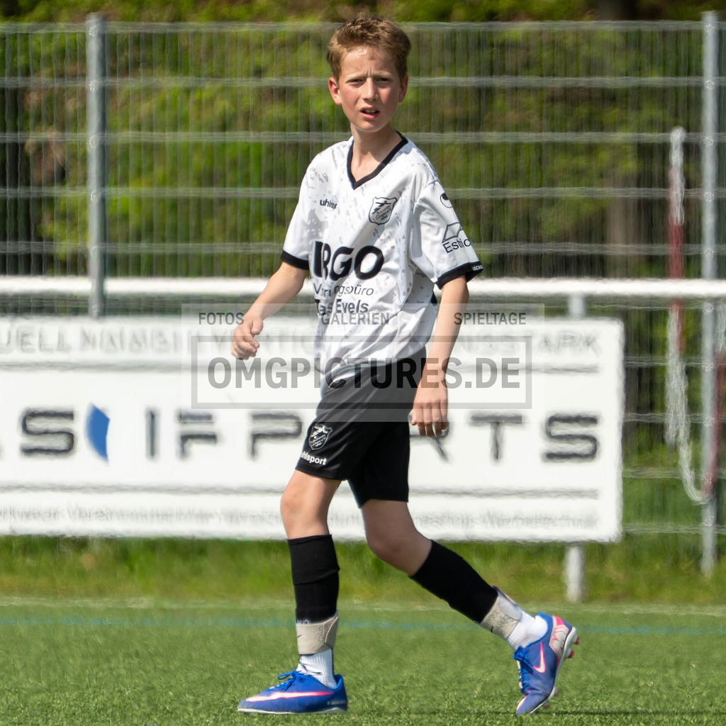 _OMG3157 | www.omgpictures.de, Sportfotograf, Verein, Fotograf, Baden Württemberg, Stuttgart, Heilbronn, omgpictures, Spieltag,  - Realisiert mit Pictrs.com