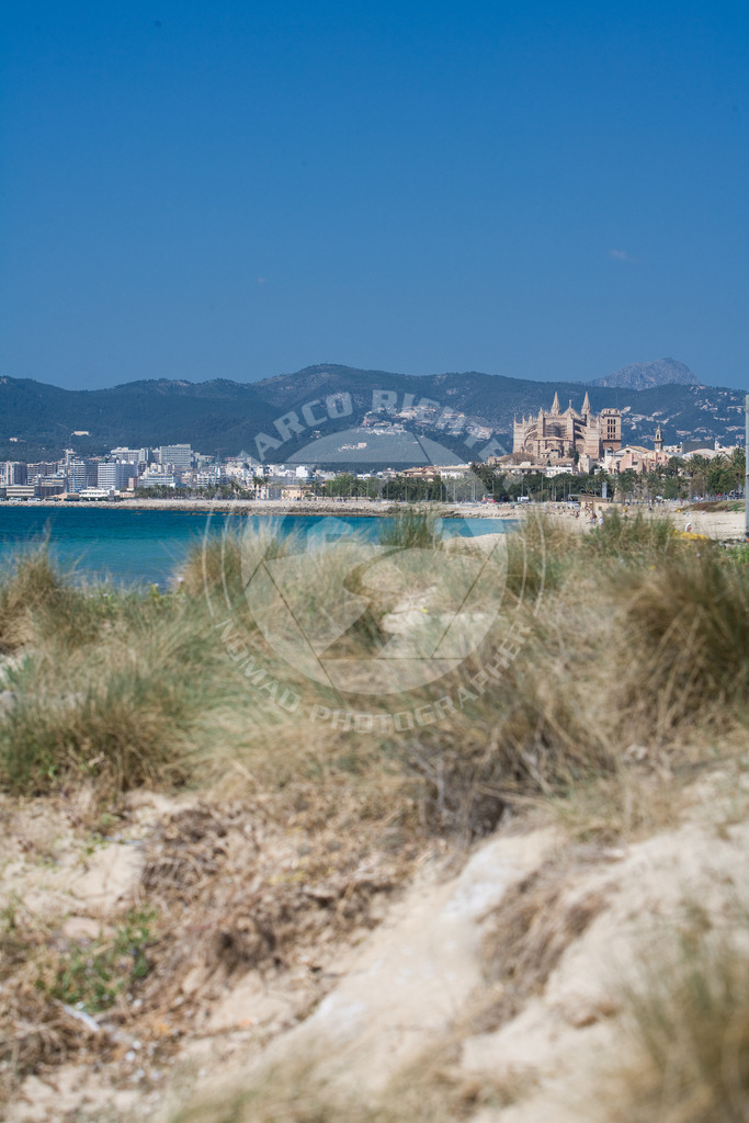 Architektur und Immobilienfotos | Bildmaterial (Honorarfrei, bei Quellenangabe)

Sämtliche Bilder dieser Serie stehen zur honorarfreien Verwendung zur Verfügung. Bedingung ist die Nennung des Copyrights: Foto Marco Richter oder www.mallorco.com

für unterlassene, unvollständig, falsch platzierte oder nicht zuordnungsfähige Urhebervermerke ist für jeden Einzelfall eine Vertragsstrafe in Höhe des fünffachen Nutzungshonorars zu zahlen, vorbehaltlich weitergehender Schadensersatzansprüche.!!!Ebenso ist der Weiterverkauf des Bildmaterials an Dritte ohne ausdrückliche Genehmigung von Marco Richter (Mallorco Photography) untersagt. Diese Regelung gilt auch bei jeglicher unberechtigt (ohne Zustimmung durch den Fotograf Marco Richter (Mallorco Photography) erfolgten Nutzung, Verwendung, Wiedergabe oder Weitergabe des Bildmaterials.