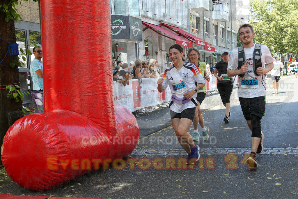 250621_1231_EX1_5954 | Sportfotografie im Rhein-Sieg Kreis, Köln, Bonn, NRW, Rheinland Pfalz, Hessen, etc. Unser Tätigkeitsfeld umfasst den Laufsport vom Volkslauf über den Marathon, Duathlon, Triathon bis zum Ultralauf wie Kölnpfad Ultra oder Schindertrail.