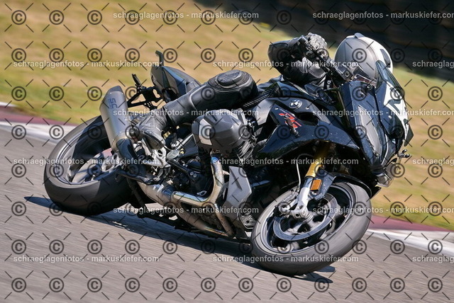 26bt05-1290 | markuskiefer.com - Realisiert mit Pictrs.com