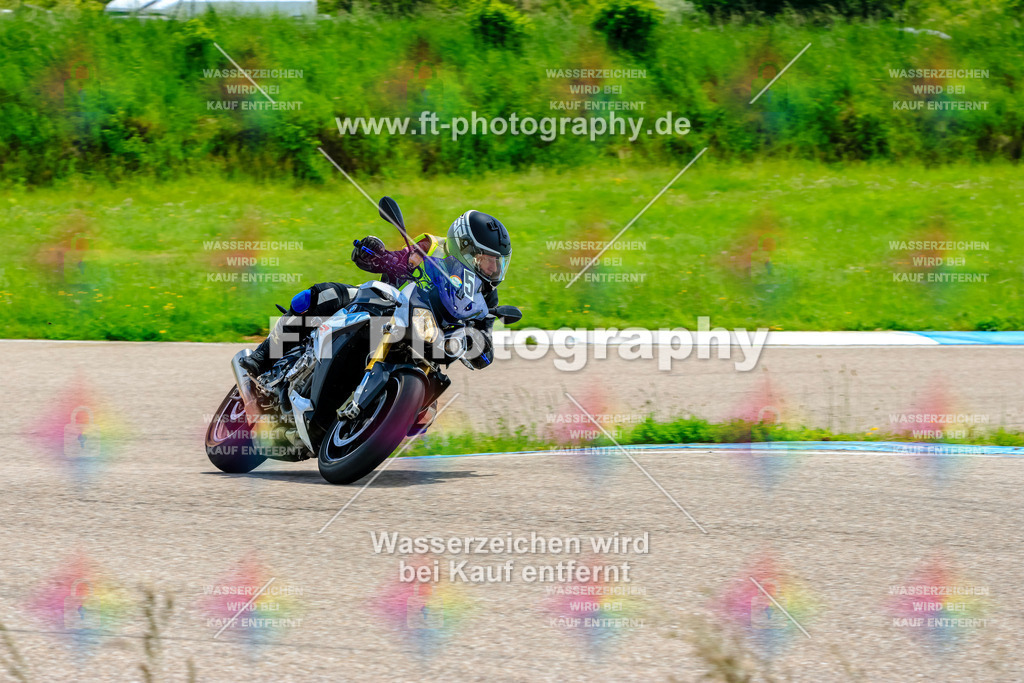MotoTeam-9924 | Hier findet Ihr Bilder von Touristenfahrten auf der Nürburgring Nordschleife oder von anderen Veranstaltungen die ich besucht habe. Viel Spass beim Durch Schauen 