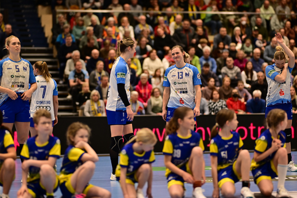 Handball I Frauen I Saison 2025-2026 I 14. HBF I 1. Spieltag I Buxtehuder SV - Sport-Union Neckarsulm | Der Sportfotograf. - Realisiert mit Pictrs.com