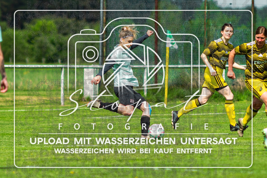 Kreisliga Damen HK/CE - Kickers Wolthausen vs. SG Fulde | Jessica Wesche (Kickers Wolthausen #22); Kreisliga Damen HK/CE - Kickers Wolthausen vs. SG Fulde am 17.05.26 in Sportplatz Wolthausen, Wolthausen - Realisiert mit Pictrs.com