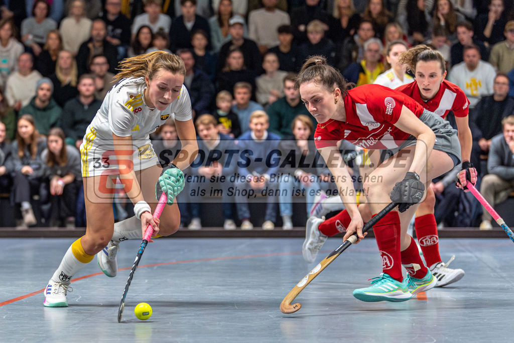 SM_2024-12-20-D85_-634 | 1.Bundesliga Hallenhockey  (W) DCADA - HTHC / 6:5 (3:3)