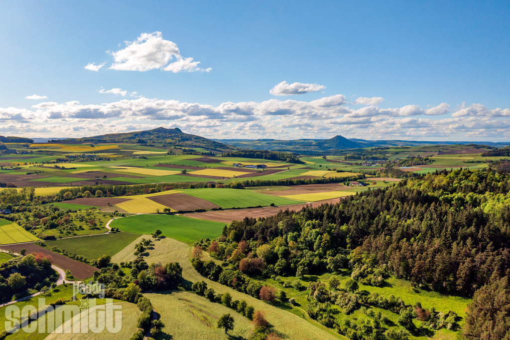 PS-SW-2026-07 | Entdecke die größte Bildgalerie der Region mit Fotografien aus dem Allgäu, der Bodenseeregion, Oberschwaben, dem Donautal und der Schwäbischen Alb. Landschaften, Luftaufnahmen und Reisefotografie als Wandbild und Fotokunst. - Realisiert mit Pictrs.com