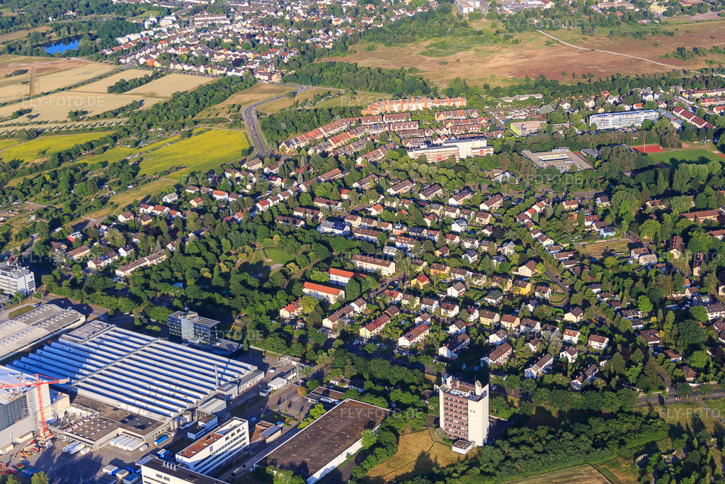 Luftbild: Hertzstr im Ortsteil Nordweststadt in Karlsruhe im Bundesland Baden-Württemberg in Deutschland. Foto: IMG_080827.jpg vom 13.06.2015 durch Werner Riehm/FLY-FOTO.de