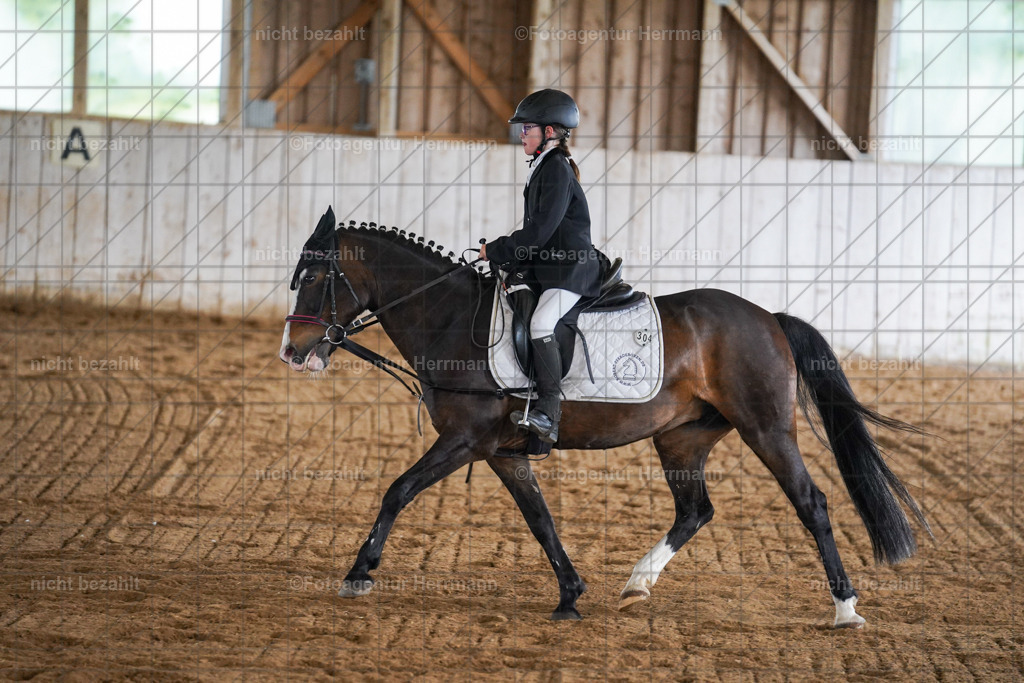 20230521-FAH06050 | Frühjahrsturnier, Landsberg am Lech, 2023, Reitclub Landsberg, Turnierbilder, Fotos Turnier Landsberg, Fotoagentur Herrmann, Turnierfotografen Bayern, Reitsport Fotograf, Pferde Fotograf
