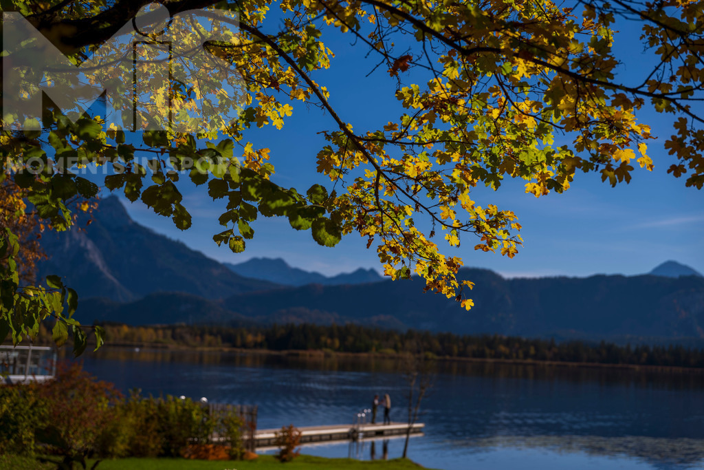 2.Liga-1860-HEIM.jpg | 17.10.2022, Herbst am Hopfensee im Allgäu (Bayern) bei Füssen. - Realisiert mit Pictrs.com