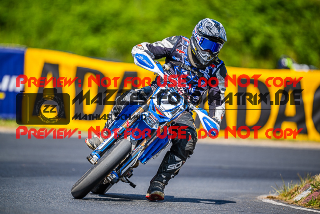 MaZZes_FotoMatrix_220528_1891 | Fotograf Mathias Schmid
Sportfotograf,
Eventfotograf,
Hochzeitsfotograf,
Portraitfotograf