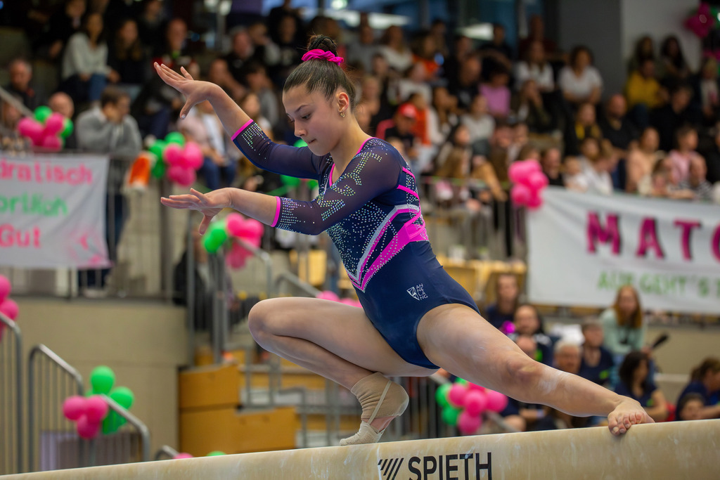 Deutsche Turnliga (Bundesliga) der Frauen, 1. Wettkampftag 2025 in Mannheim***Sofia Meier Rojas (TG Mannheim) am Schwebebalken | Deutsche Turnliga (Bundesliga) der Frauen, 1. Wettkampftag 2025 in Mannheim***Sofia Meier Rojas (TG Mannheim) am Schwebebalken - Realisiert mit Pictrs.com